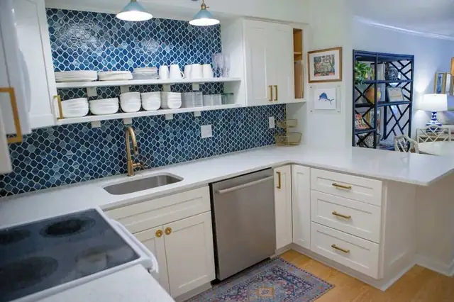 Kitchen at Fiddler’s Cove 14K